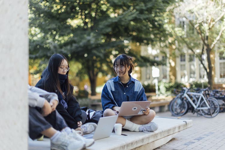Students at laptop