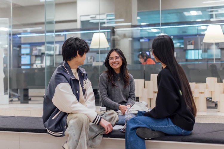 Talk to a UniMelb student