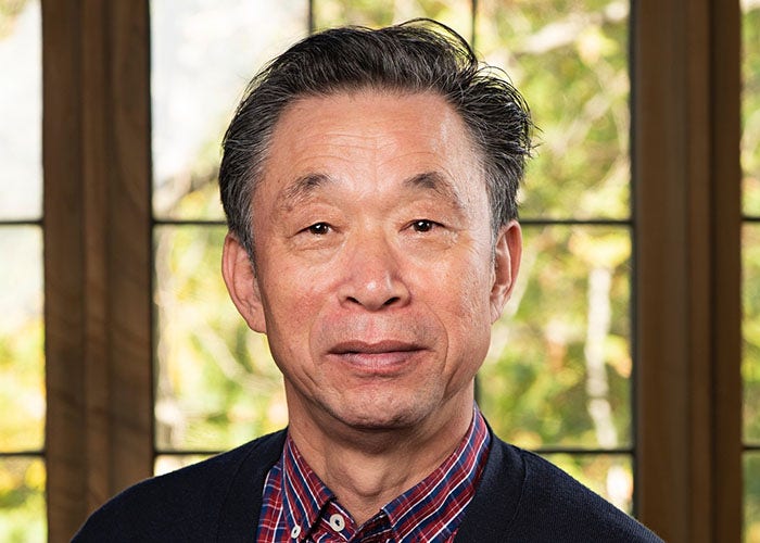 Headshot of Mark Wang
